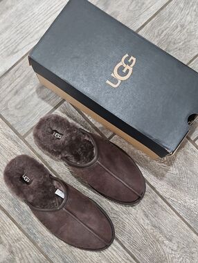 UGG Men’s Brown Suede Shearling Slippers
